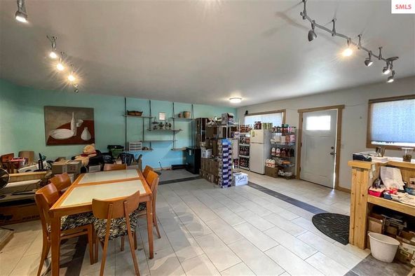 Starrs Acreage: 830 Kootenai Cutoff Rd, Sandpoint, ID 83864